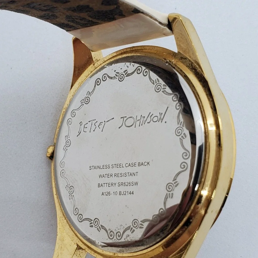 Betsey Johnson Women's Watch 40MM White Dial Gold Case Cream‎ Bands New Battery